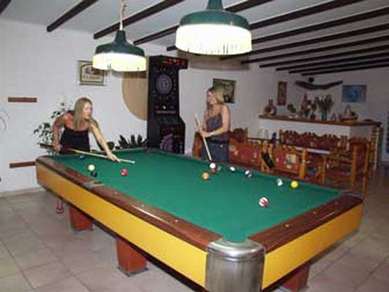 Sandys Studios Apartments And Log Villas Psalidi  Eksteriør billede